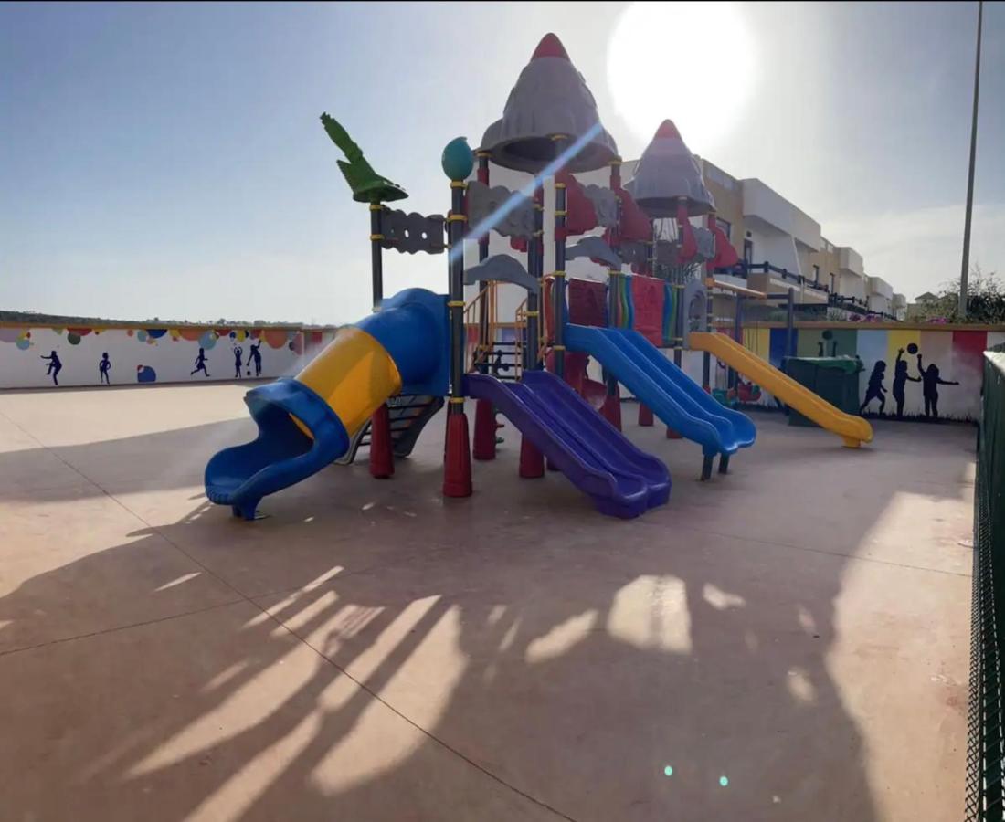 Apartement Haut Standing Avec Piscine A La Marina Saïdia Exterior foto