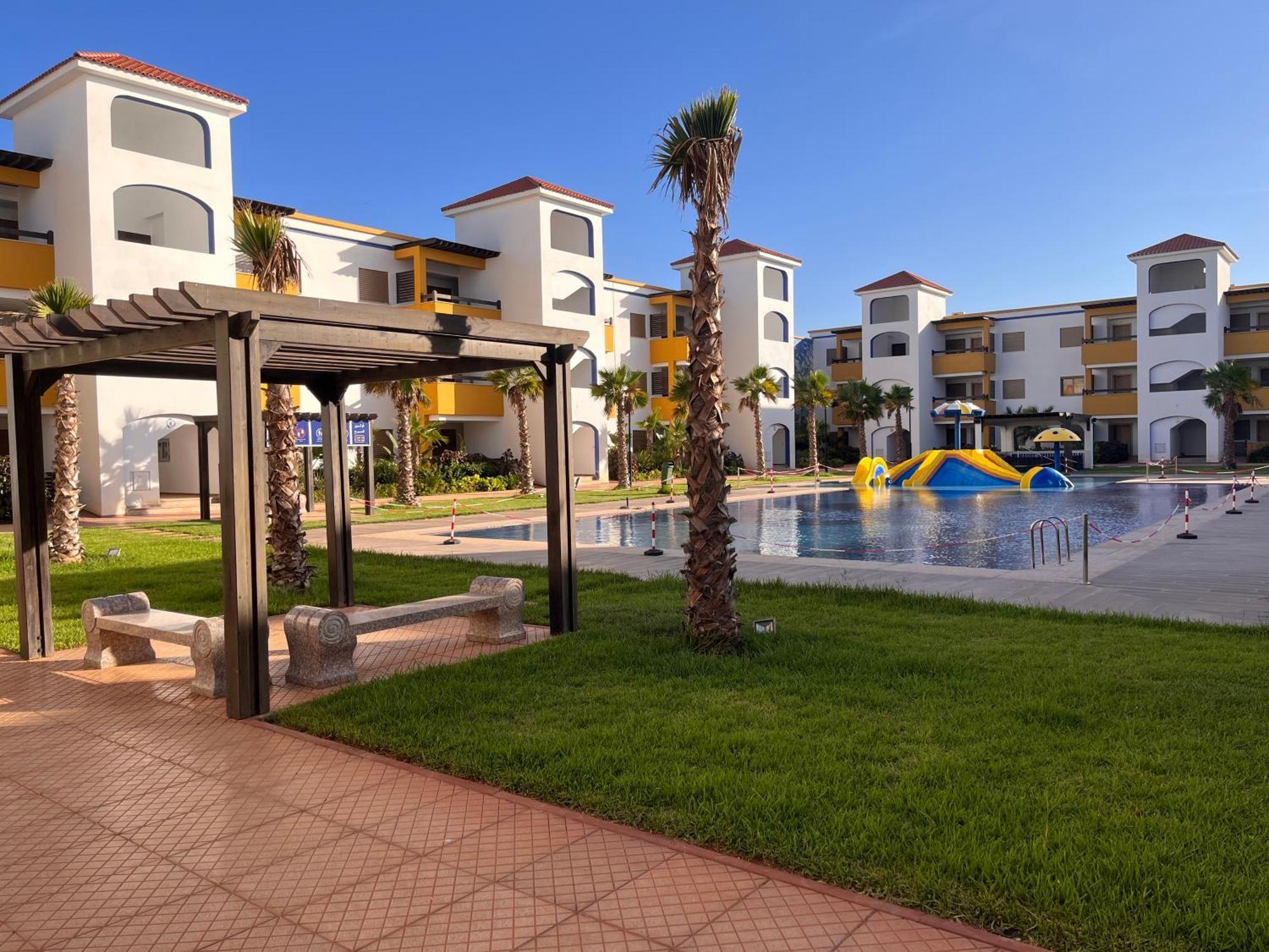 Apartement Haut Standing Avec Piscine A La Marina Saïdia Exterior foto
